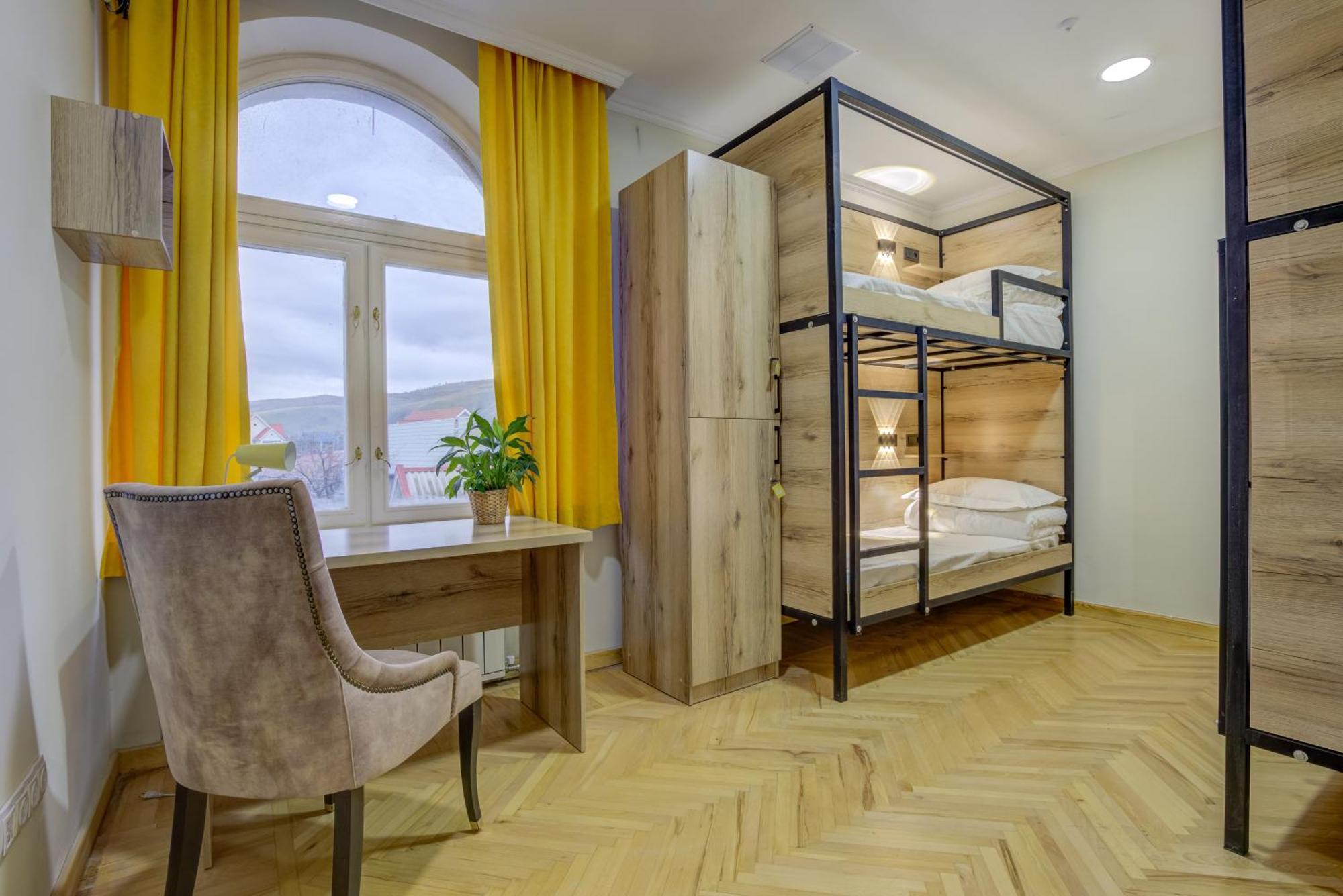 People Guest House Bischkek Exterior foto