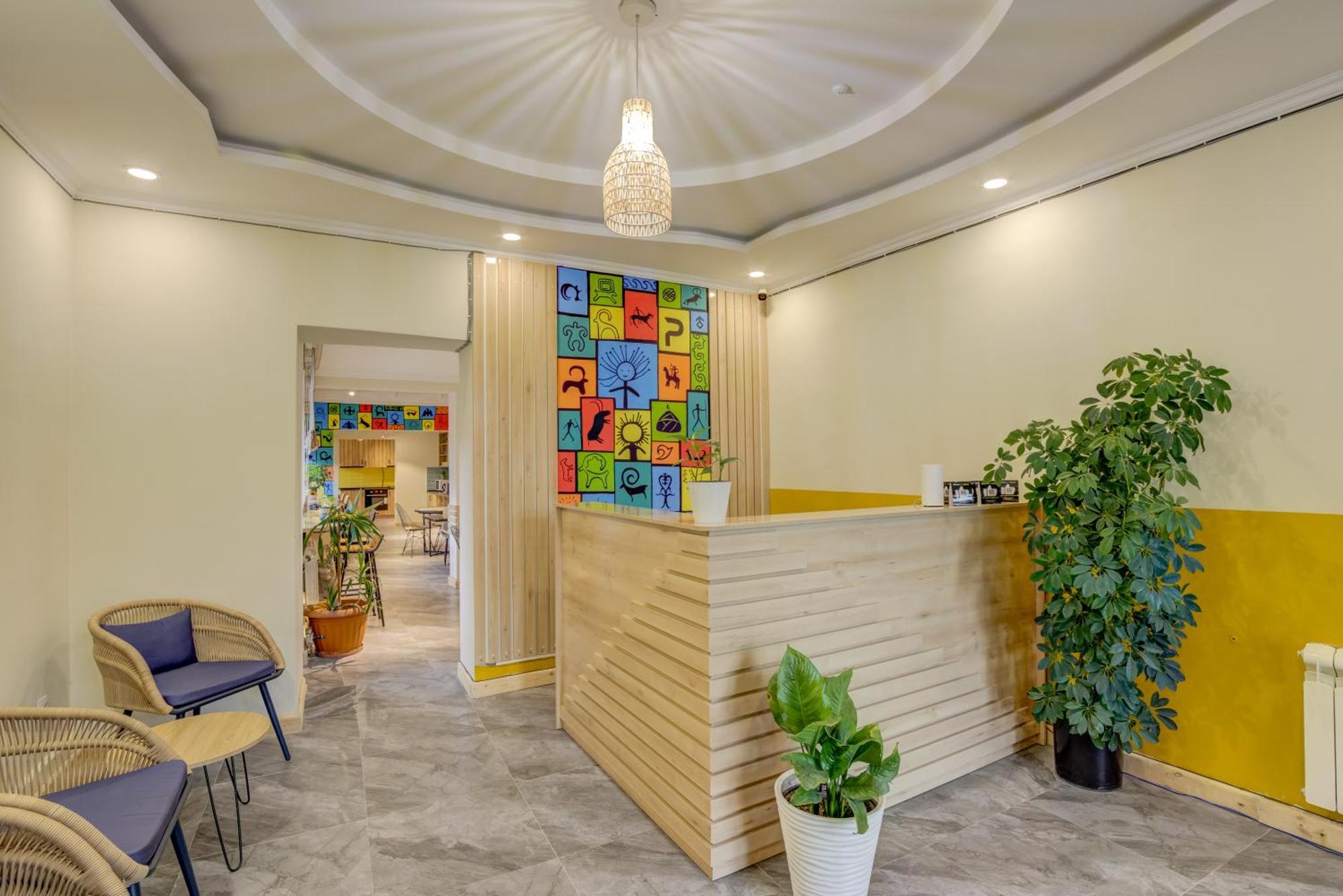 People Guest House Bischkek Exterior foto