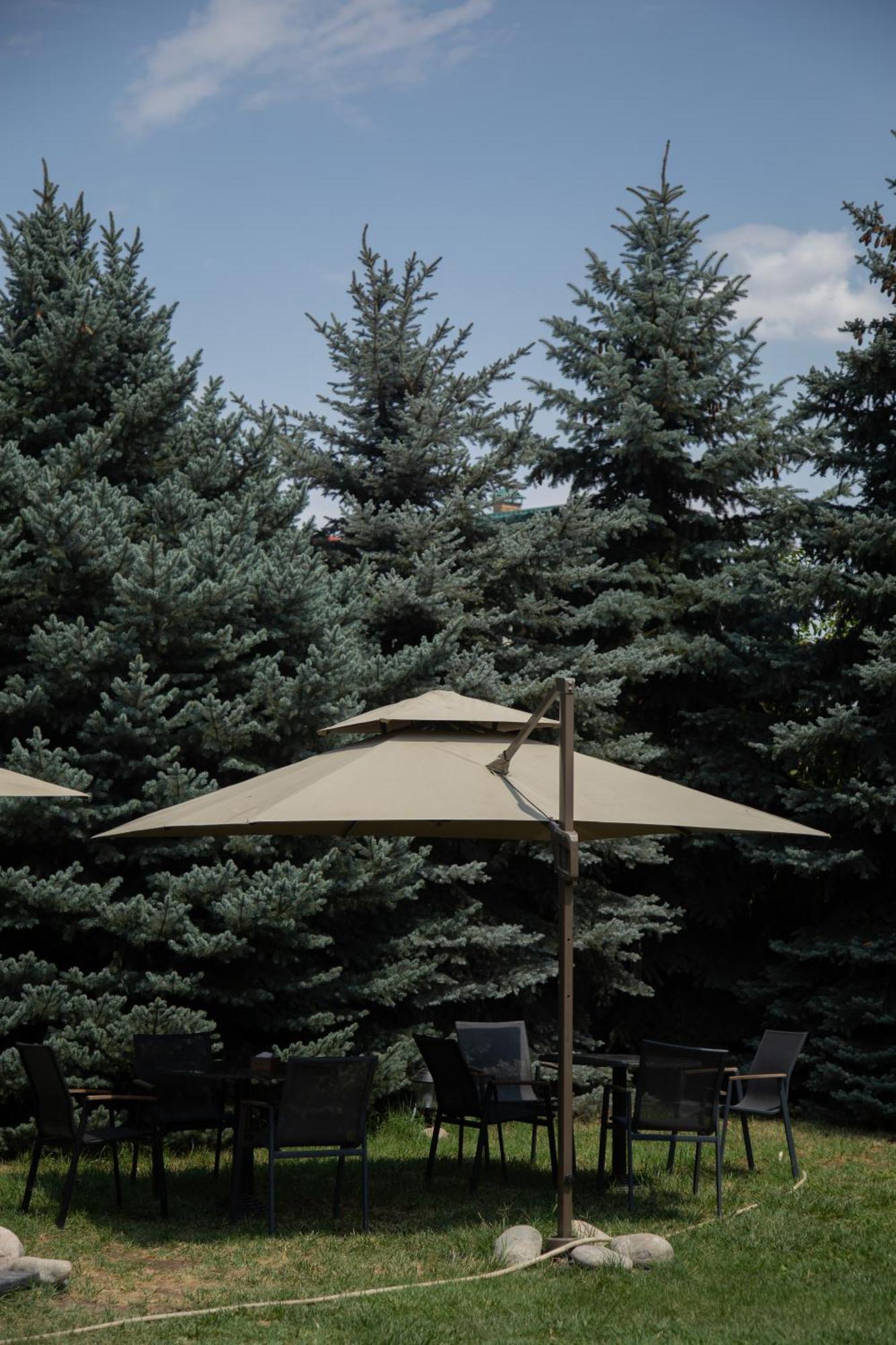 People Guest House Bischkek Exterior foto